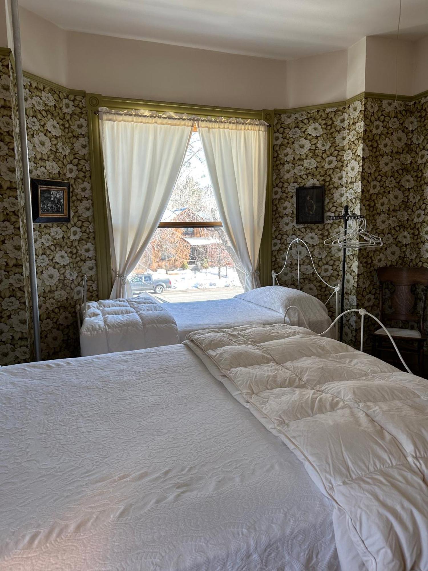 Gable House Bed And Breakfast Inn Durango Bagian luar foto