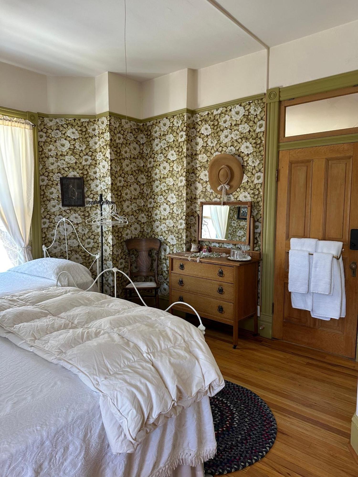 Gable House Bed And Breakfast Inn Durango Bagian luar foto