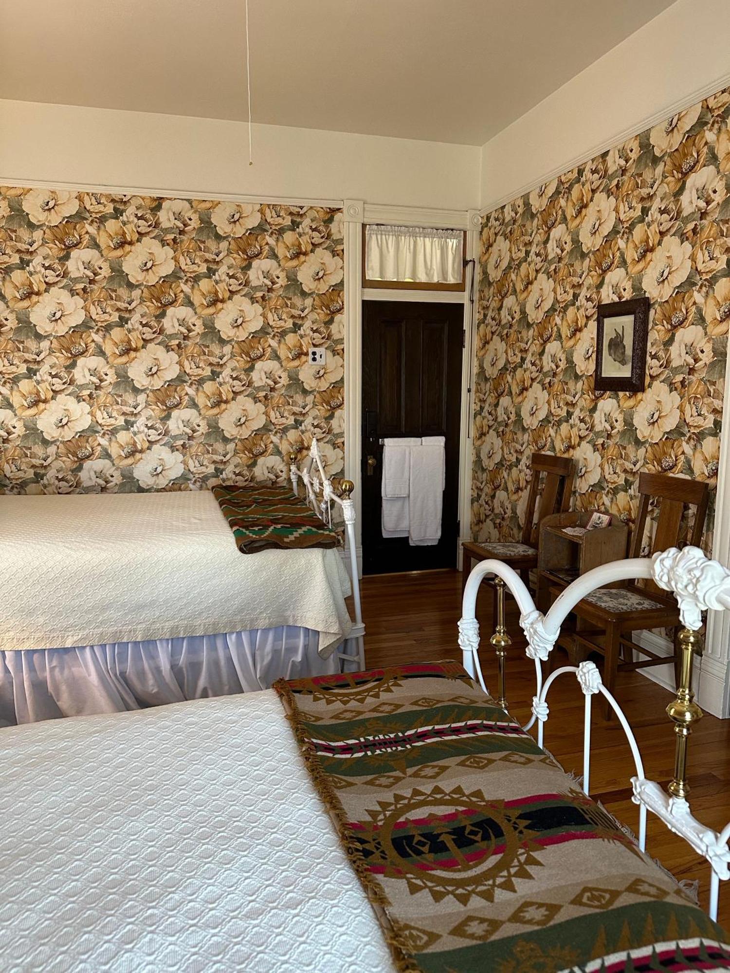 Gable House Bed And Breakfast Inn Durango Bagian luar foto